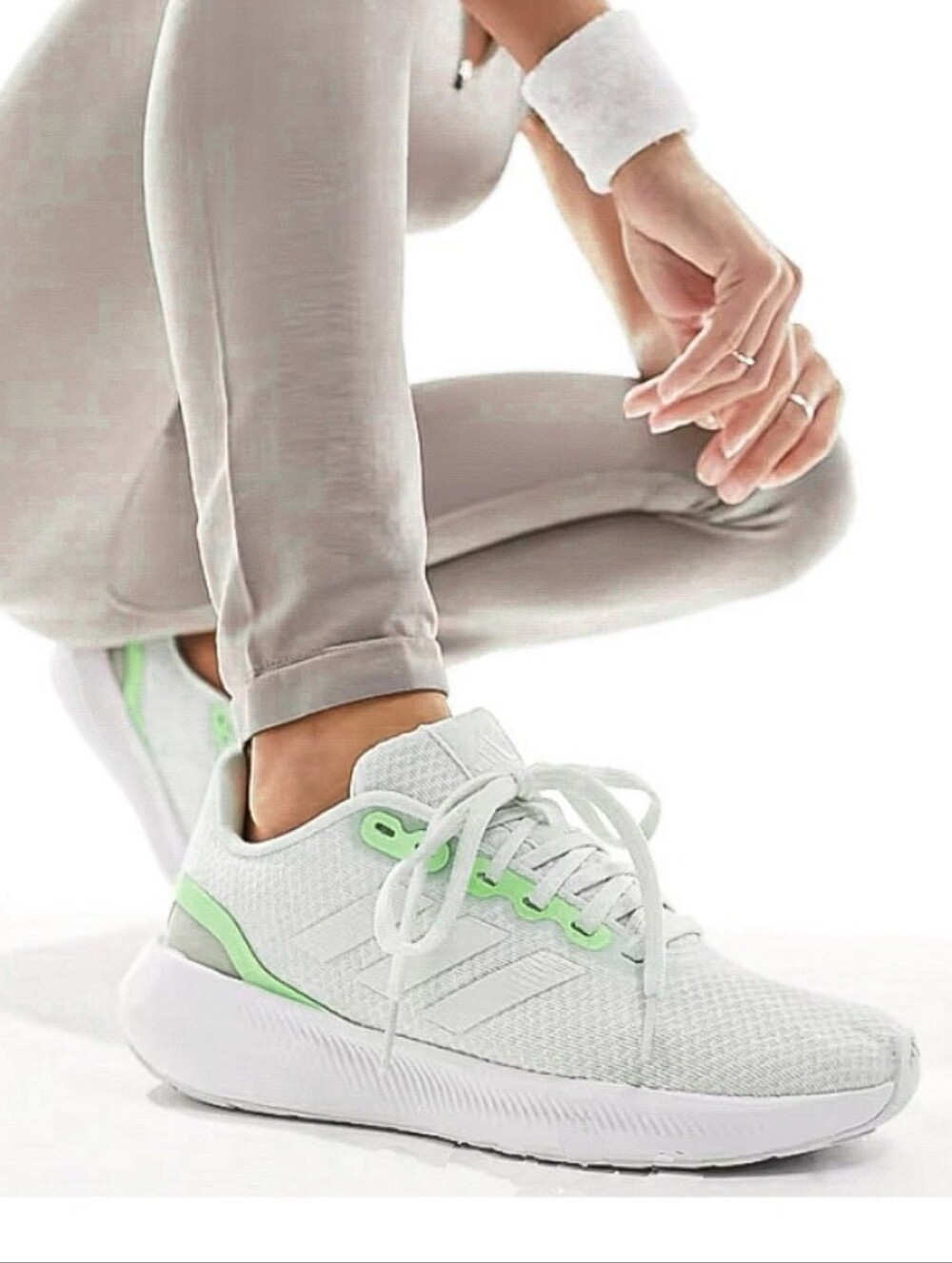NIB Adidas Runfalcon 3.0 Limited Edition Crystal Jade Zero Metallic Green Spark